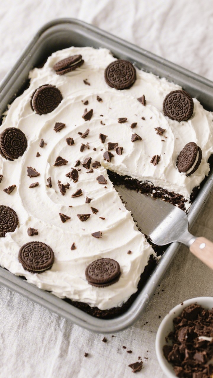 Final presentation — Tasty top view: Overhead hero shot of the fully assembled cake still in the p